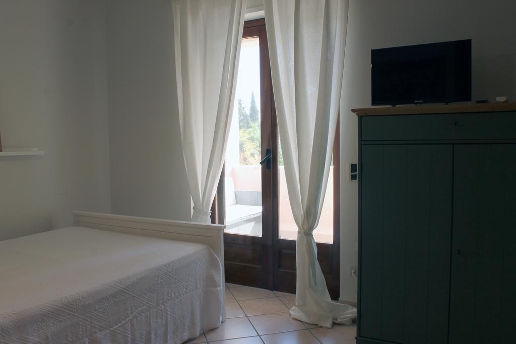 B&B Villa Maria Pia モノーポリ 部屋 写真